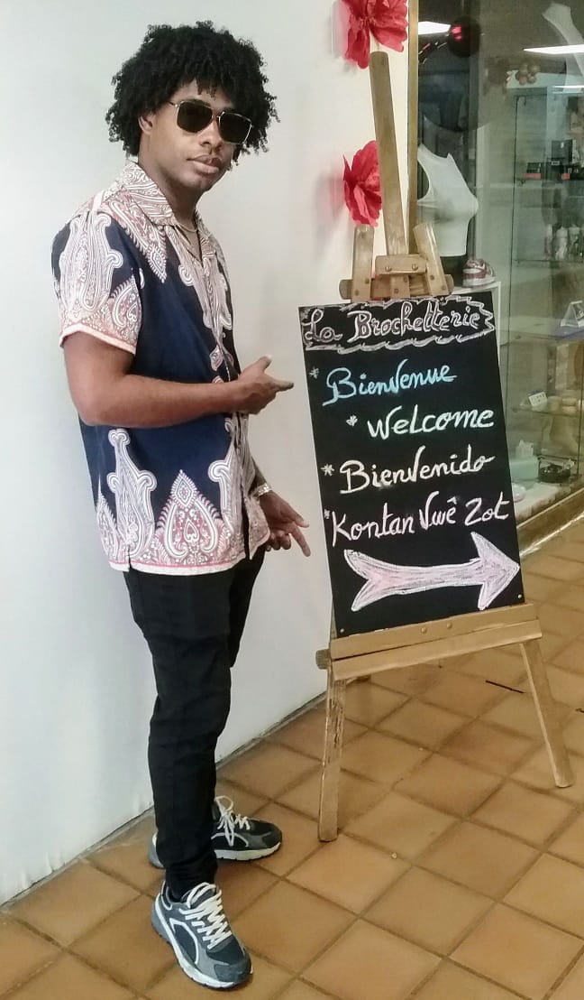 d16b603e 16a6 463a ae88 eb1ece294bde